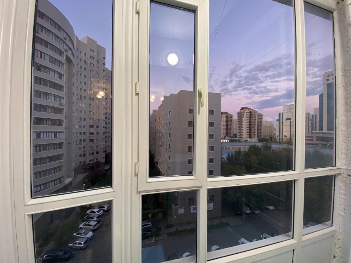 Apartment in the city centre Astana Exteriér fotografie