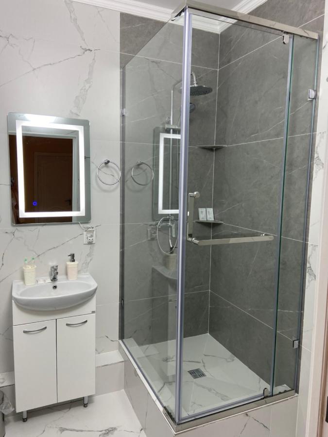 Apartment in the city centre Astana Exteriér fotografie